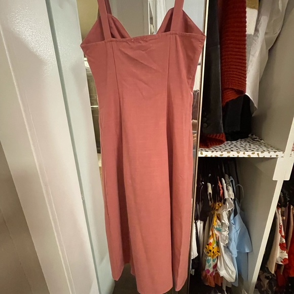 Dusty Rose button up midi dress with tie bust - Picture 5 of 6